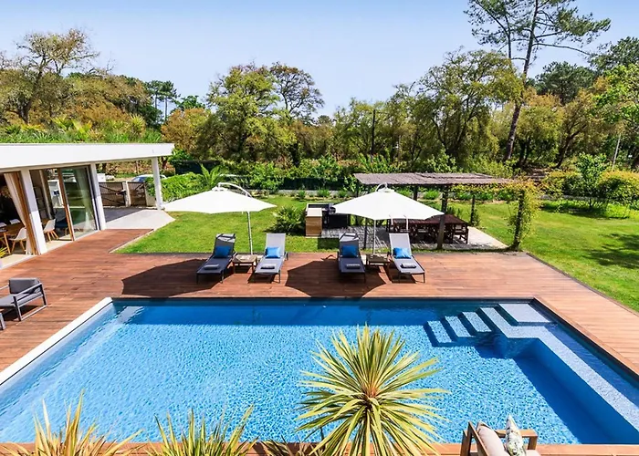 Villa D'exception A Hossegor Avec Piscine Chauffee - Fr-1-791-45 *